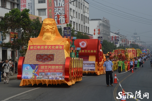 ׵ĻR(hu)F(xin)(chng)DƬ