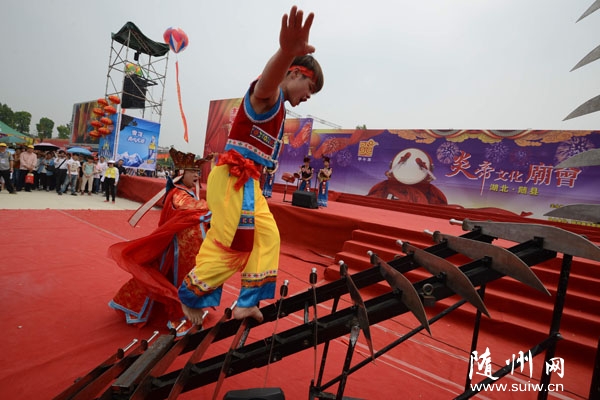 ׵r(nng)ĻR(hu)Ӱ^ϵ