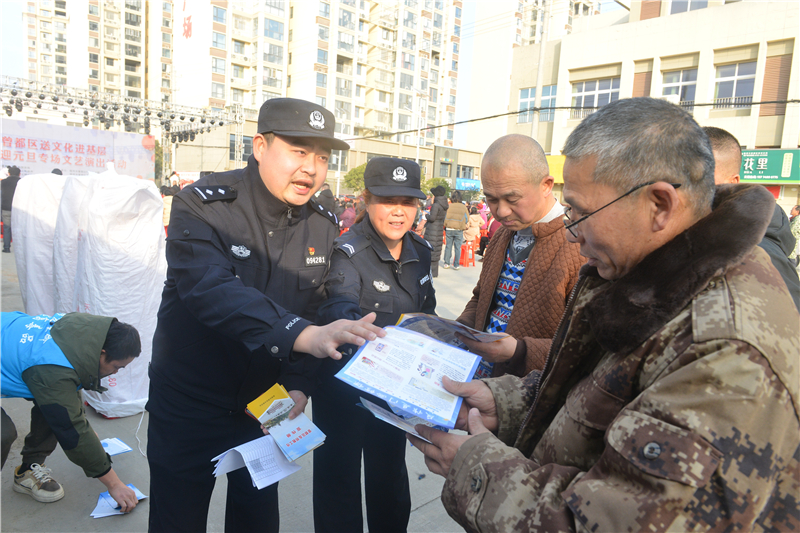 ����������ץ��и